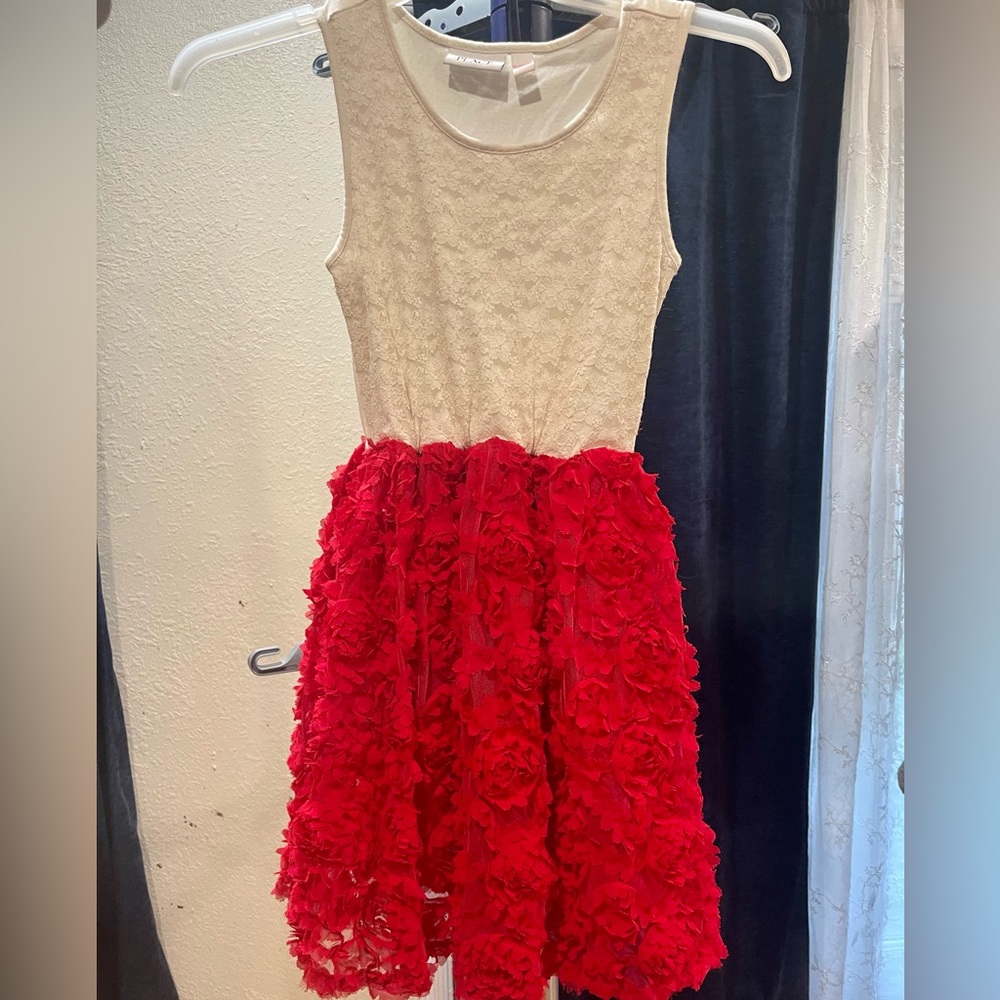 Girl dress size 10/12